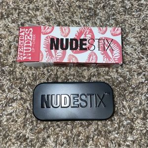 NWT-3-in-1 nude stick bundle